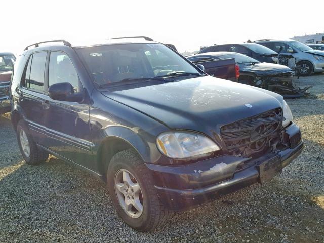 4JGAB54E41A233162 - 2001 MERCEDES-BENZ ML 320 BLUE photo 1