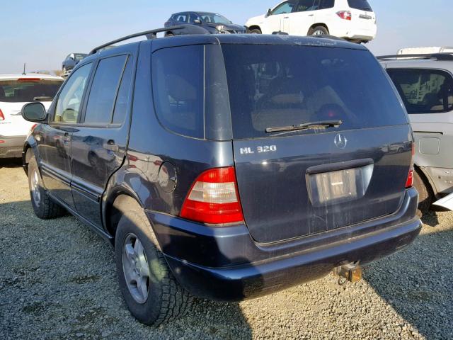 4JGAB54E41A233162 - 2001 MERCEDES-BENZ ML 320 BLUE photo 3