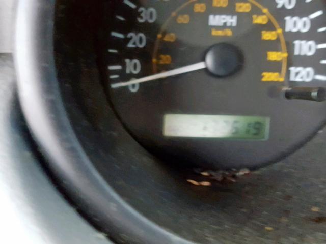 KL1TJ52684B216186 - 2004 CHEVROLET AVEO LS WHITE photo 8