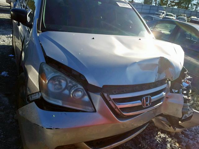 5FNRL38257B094541 - 2007 HONDA ODYSSEY LX SILVER photo 9