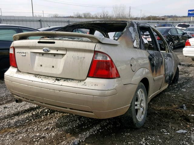 1FAHP34N37W118899 - 2007 FORD FOCUS ZX4 BEIGE photo 4