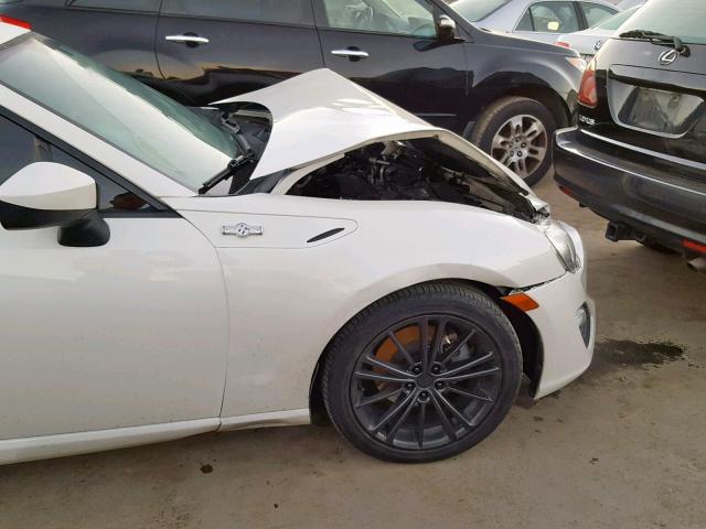 JF1ZNAA13F9704953 - 2015 TOYOTA SCION FR-S GRAY photo 9