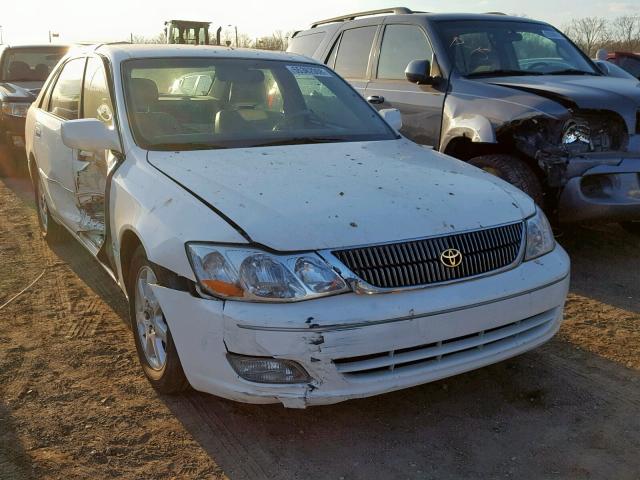 4T1BF28B12U197650 - 2002 TOYOTA AVALON XL WHITE photo 1