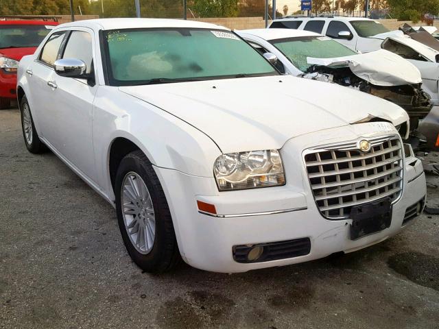 2C3CA4CD4AH329222 - 2010 CHRYSLER 300 TOURIN WHITE photo 1