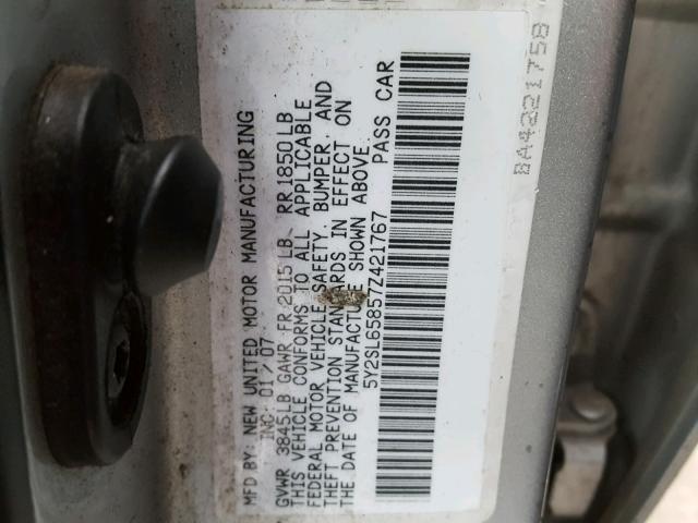 5Y2SL65857Z421767 - 2007 PONTIAC VIBE SILVER photo 10