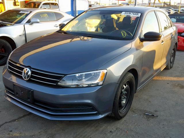 3VW2K7AJ5FM236925 - 2015 VOLKSWAGEN JETTA BASE GRAY photo 2