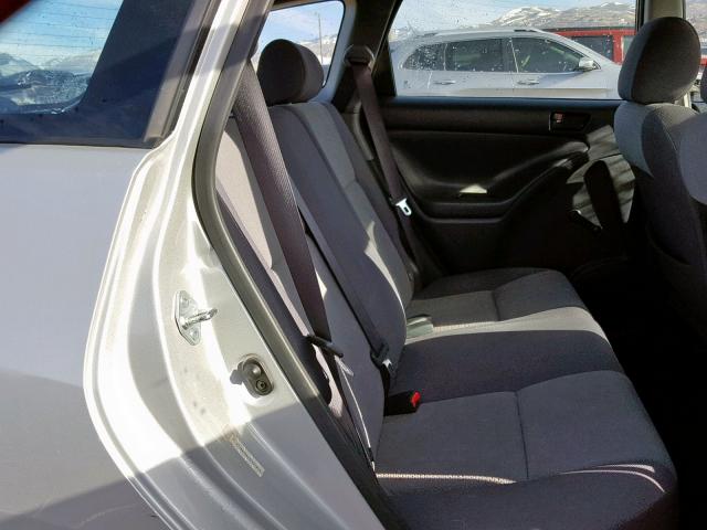 2T1KR32E23C024870 - 2003 TOYOTA MATRIX 银色 照片 6