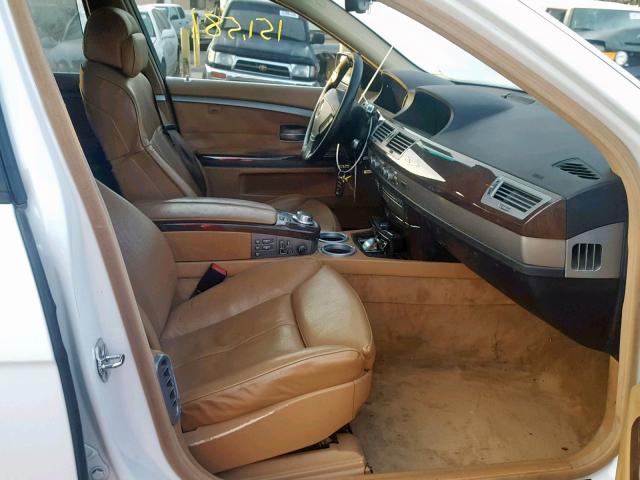 WBAHL83568DT12664 - 2008 BMW ALPINA B7 WHITE photo 5