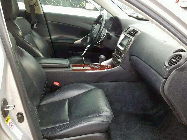 JTHBK262982074636 - 2008 LEXUS IS 250 SILVER photo 5