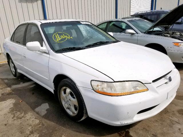 1HGCG5660YA007068 - 2000 HONDA ACCORD EX WHITE photo 1