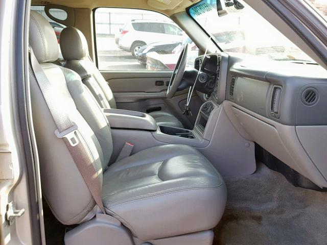 1GKEK13T65R275102 - 2005 GMC YUKON TAN photo 5