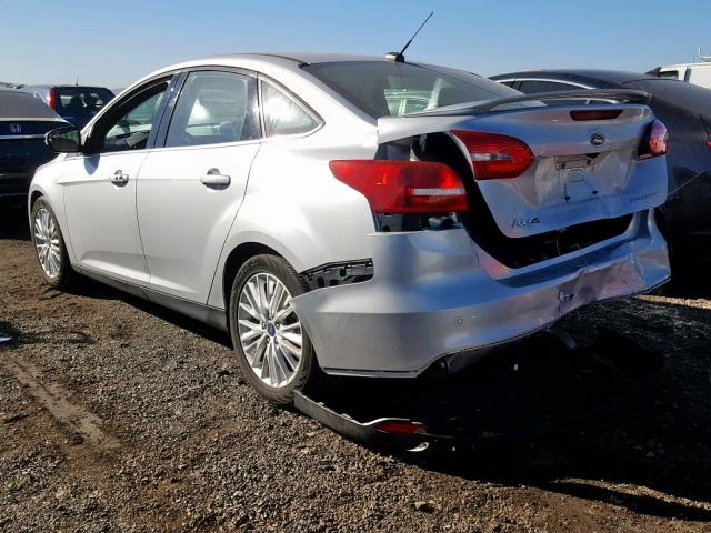 1FADP3J24JL283250 - 2018 FORD FOCUS TITA SILVER photo 3