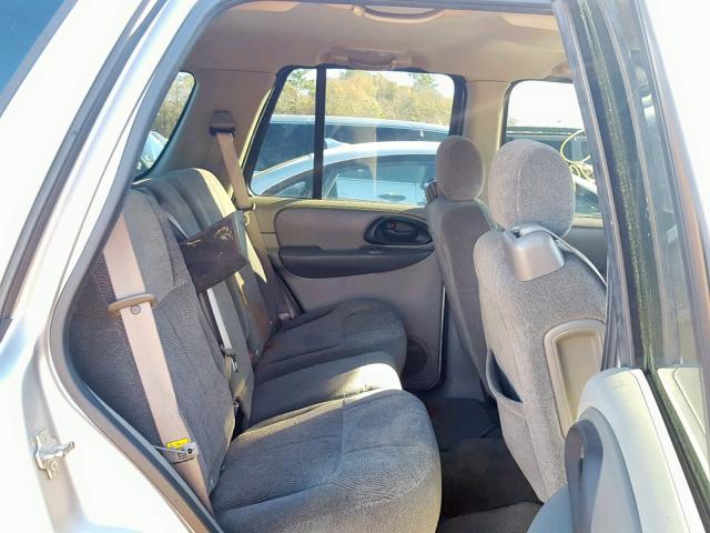 1GNDT13S542346784 - 2004 CHEVROLET TRAILBLAZE SILVER photo 6