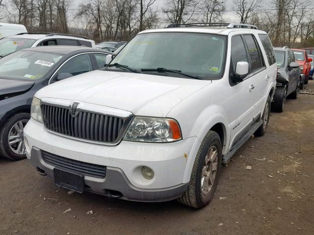 5LMFU28R54LJ02307 - 2004 LINCOLN NAVIGATOR 白色 照片 2
