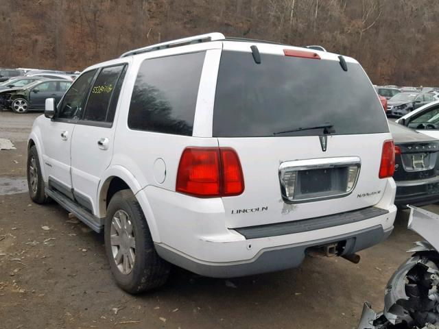 5LMFU28R54LJ02307 - 2004 LINCOLN NAVIGATOR 白色 照片 3