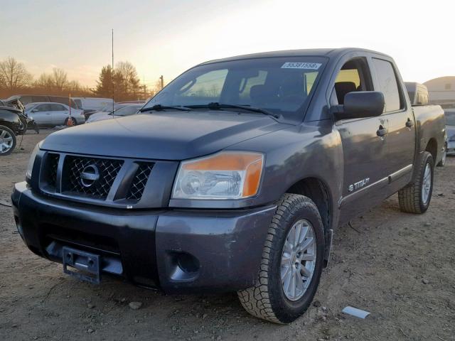 1N6AA0EK5AN316104 - 2010 NISSAN TITAN XE GRAY photo 2