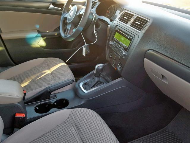 3VW2K7AJ6EM312375 - 2014 VOLKSWAGEN JETTA BASE Շագանակագույն լուսանկար 5