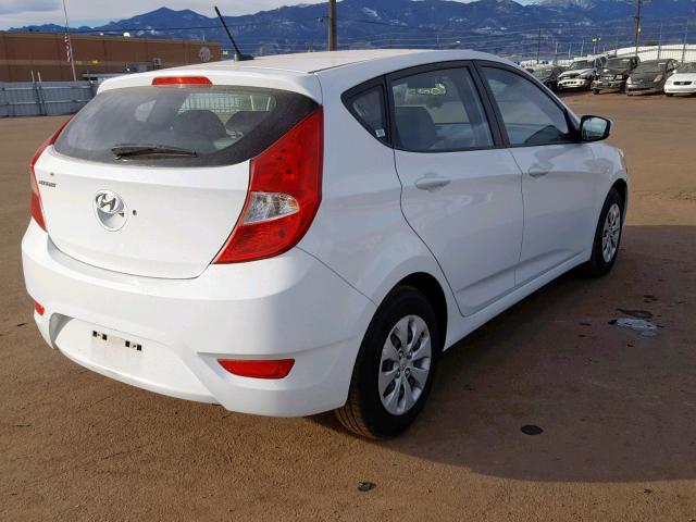 KMHCT5AE2GU246980 - 2016 HYUNDAI ACCENT SE WHITE photo 4