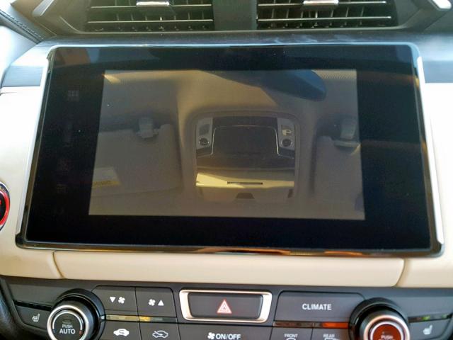 JHMZC5F16JC013426 - 2018 HONDA CLARITY WHITE photo 9