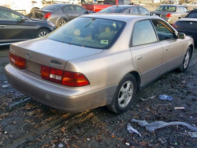 JT8BF28G2W5017364 - 1998 LEXUS ES 300 GOLD photo 4