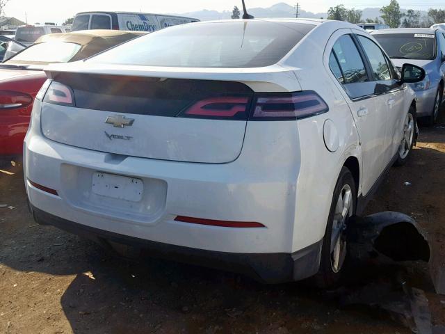 1G1RE6E43DU149677 - 2013 CHEVROLET VOLT WHITE photo 4