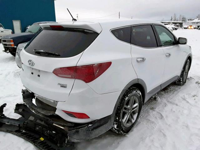 5NMZTDLB2JH095309 - 2018 HYUNDAI SANTA FE S WHITE photo 4