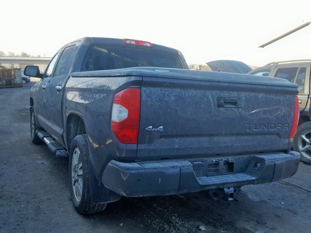 5TFAY5F19HX661667 - 2017 TOYOTA TUNDRA CRE GRAY photo 3