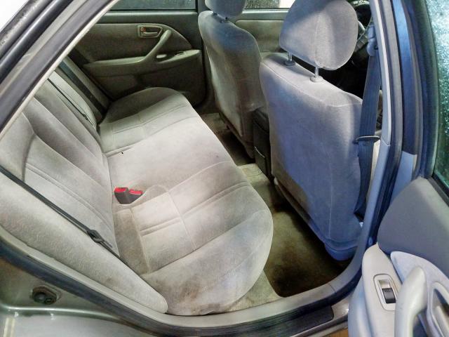 4T1BG28K8WU333632 - 1998 TOYOTA CAMRY CE GRAY photo 6