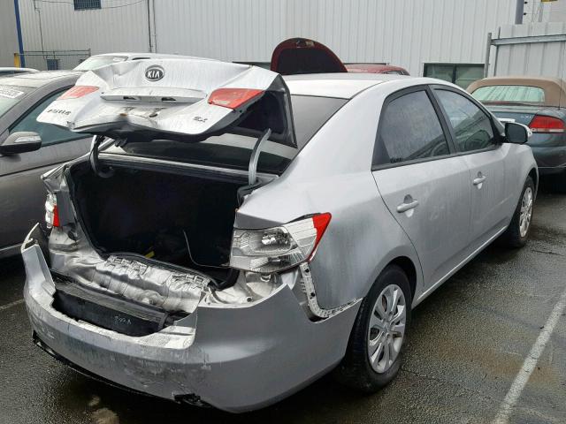 KNAFU4A20A5113096 - 2010 KIA FORTE EX GRAY photo 4