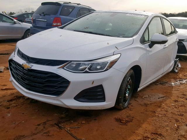 1G1BJ5SM0K7104140 - 2019 CHEVROLET CRUZE WHITE photo 2