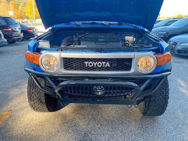 JTEBU11F970099915 - 2007 TOYOTA FJ CRUISER BLUE photo 7