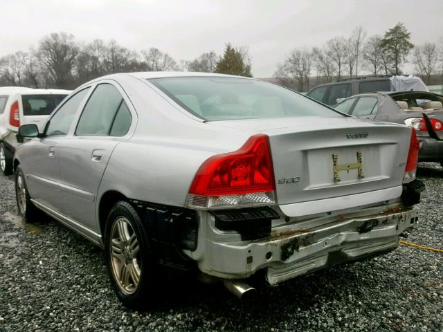 YV1RS592762505060 - 2006 VOLVO S60 2.5T SILVER photo 3