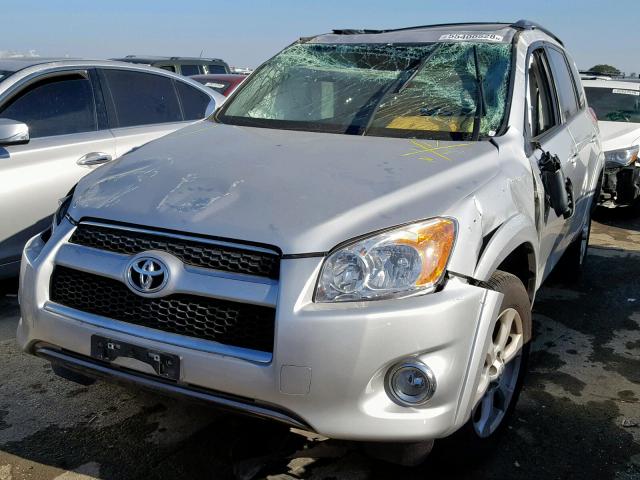 2T3YF4DV7BW086582 - 2011 TOYOTA RAV4 LIMIT SILVER photo 2