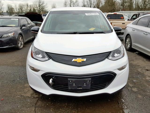 1G1FW6S07H4166778 - 2017 CHEVROLET BOLT EV LT WHITE photo 9