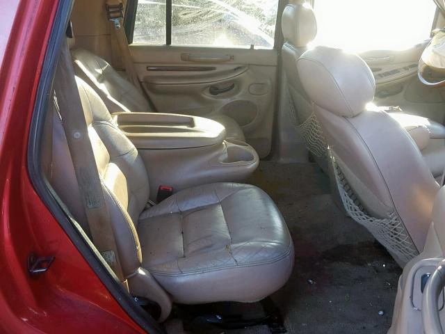 5LMRU27L1WLJ46611 - 1998 LINCOLN NAVIGATOR Қызыл фото 6