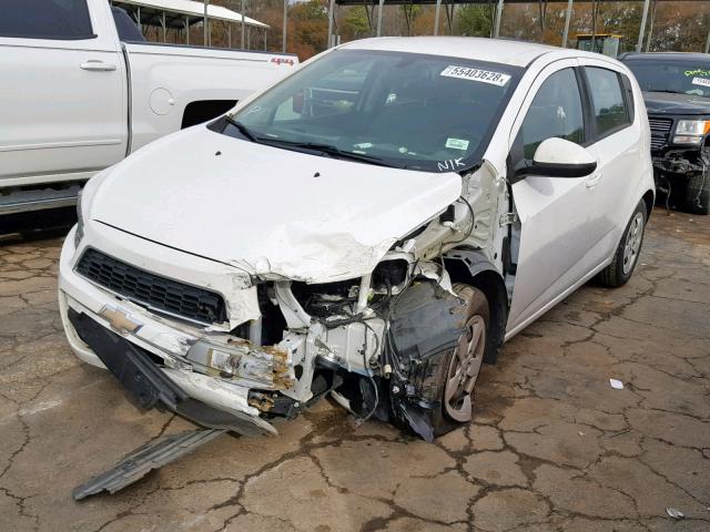 1G1JA6SH5E4197568 - 2014 CHEVROLET SONIC LS WHITE photo 2