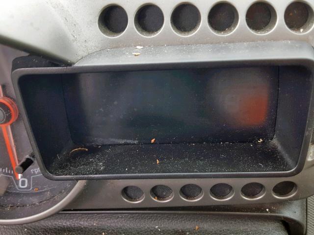 1G1JA6SH5E4197568 - 2014 CHEVROLET SONIC LS WHITE photo 8