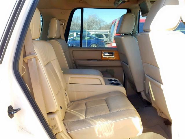 5LMFU28527LJ12987 - 2007 LINCOLN NAVIGATOR 白色 照片 6