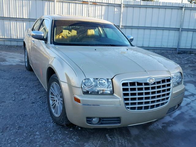 2C3CA4CD7AH201606 - 2010 CHRYSLER 300 TOURIN GOLD photo 1