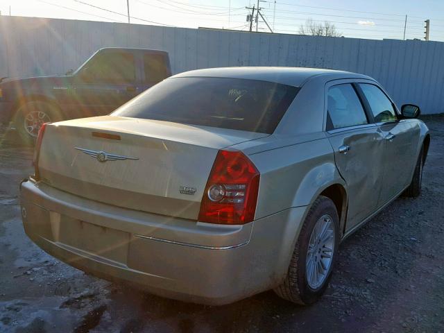 2C3CA4CD7AH201606 - 2010 CHRYSLER 300 TOURIN GOLD photo 4