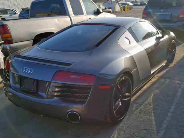 WUAFUAFG4EN000105 - 2014 AUDI R8 4.2 QUA BLACK photo 4