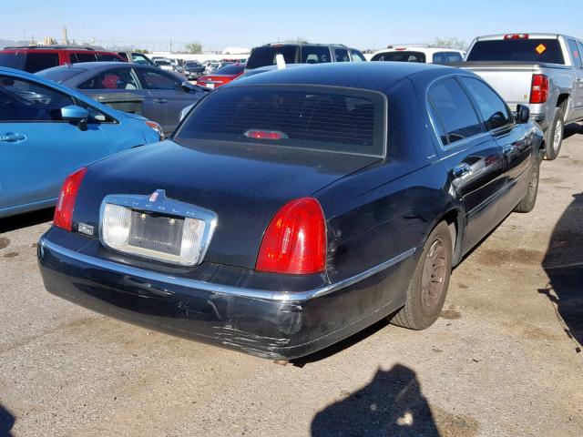 1LNHM82W31Y612943 - 2001 LINCOLN TOWN CAR S BLACK photo 4