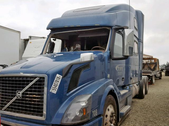 4V4NC9EJ2GN941955 - 2016 VOLVO VN VNL BLUE photo 2