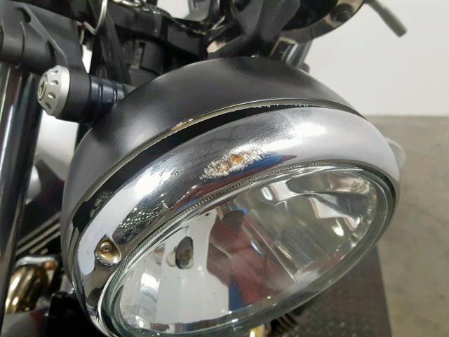 ZGULHU007HM000060 - 2017 MOTO GUZZI V9 BOBBER WHITE photo 9