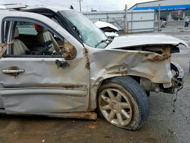 1GKFK66888J149660 - 2008 GMC YUKON XL D SILVER photo 9