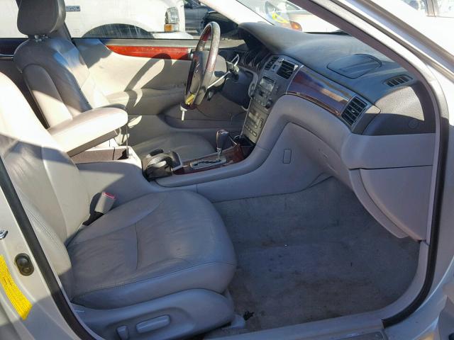 JTHBF30G830137227 - 2003 LEXUS ES 300 TAN photo 5