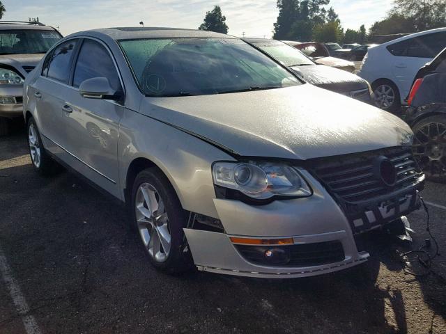 WVWJM7AN3AE102831 - 2010 VOLKSWAGEN PASSAT KOM SILVER photo 1