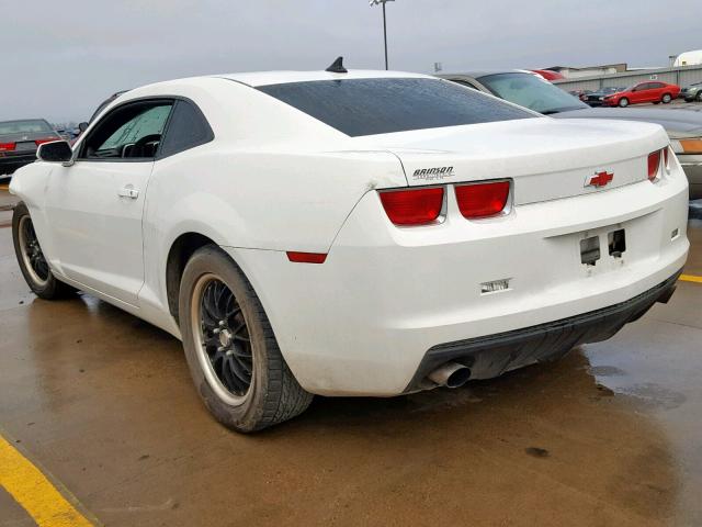 2G1FA1ED4B9157587 - 2011 CHEVROLET CAMARO LS YELLOW photo 3