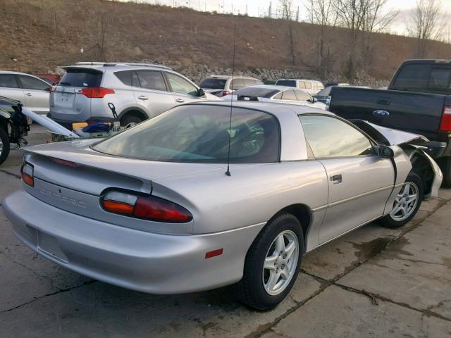 2G1FP22K0V2148826 - 1997 CHEVROLET CAMARO BAS SILVER photo 4