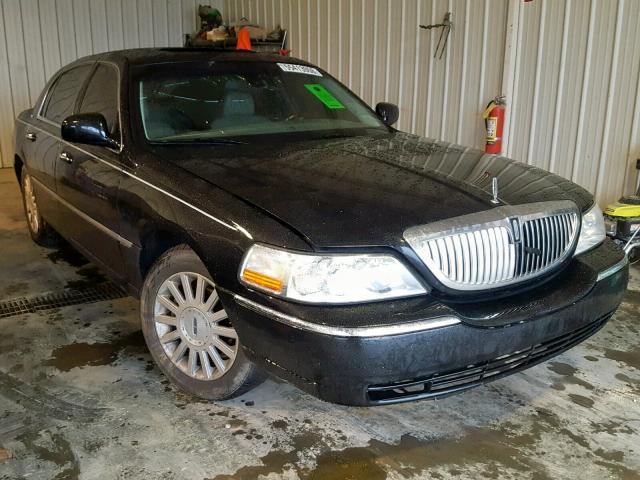 1LNHM82W33Y660655 - 2003 LINCOLN TOWN CAR S BLACK photo 1